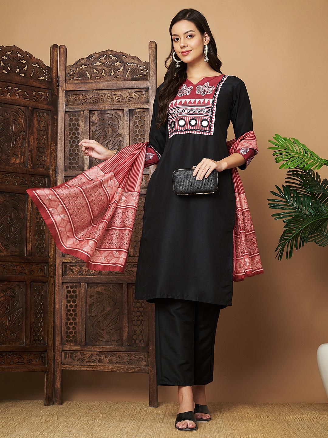 Women Printed Straight Kurta pant & Dupatta Set